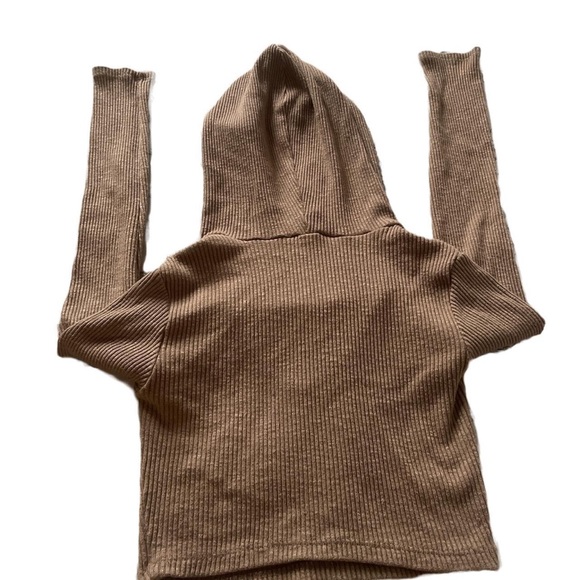 fashion nova wanderlust hoodie in taupe - Picture 3 of 5